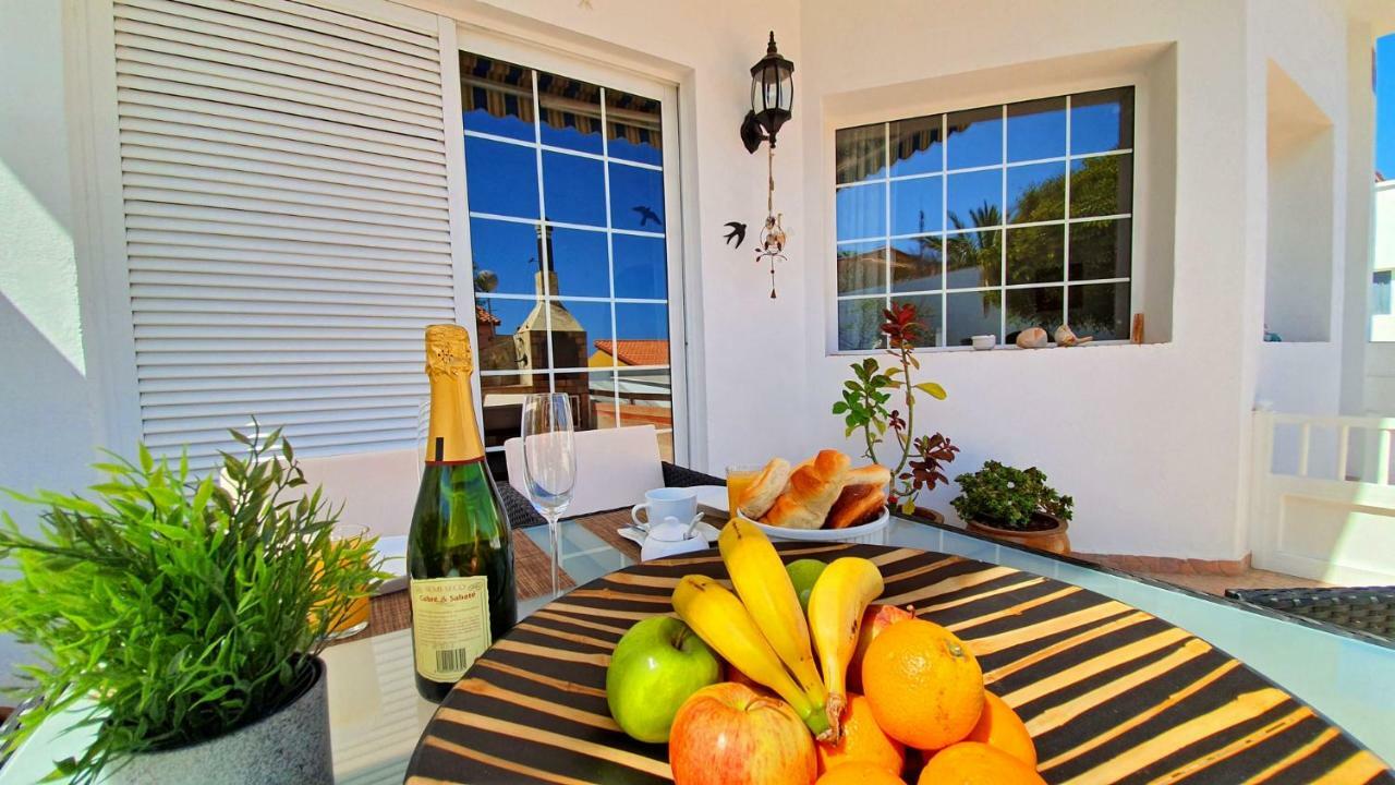 Ferienhaus Casa Blanca - Tarajalejo - Glasfaserinternet - Meerblick Buitenkant foto