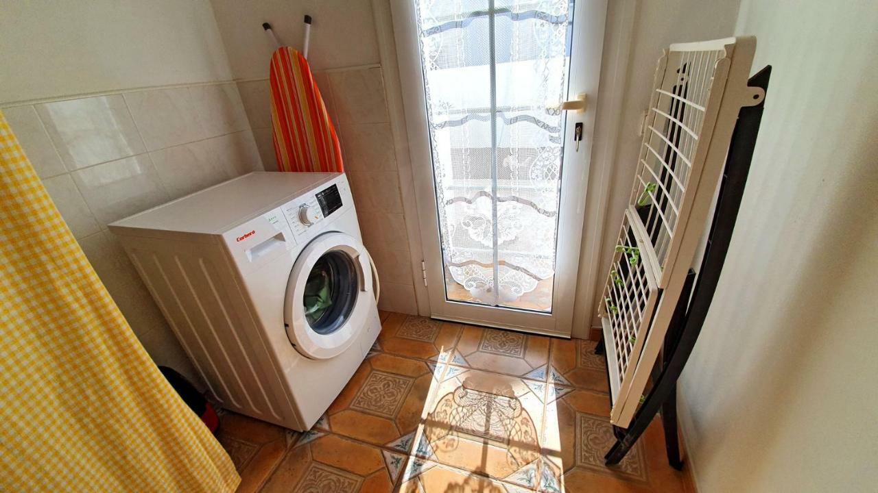 Ferienhaus Casa Blanca - Tarajalejo - Glasfaserinternet - Meerblick Buitenkant foto
