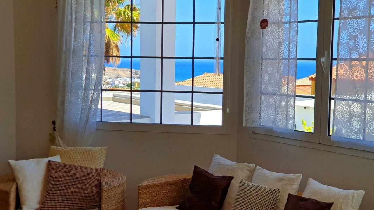 Ferienhaus Casa Blanca - Tarajalejo - Glasfaserinternet - Meerblick Buitenkant foto